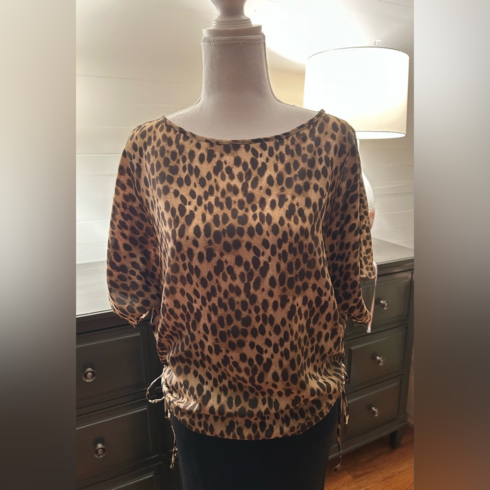 Michael Kors blouse. Size XS.